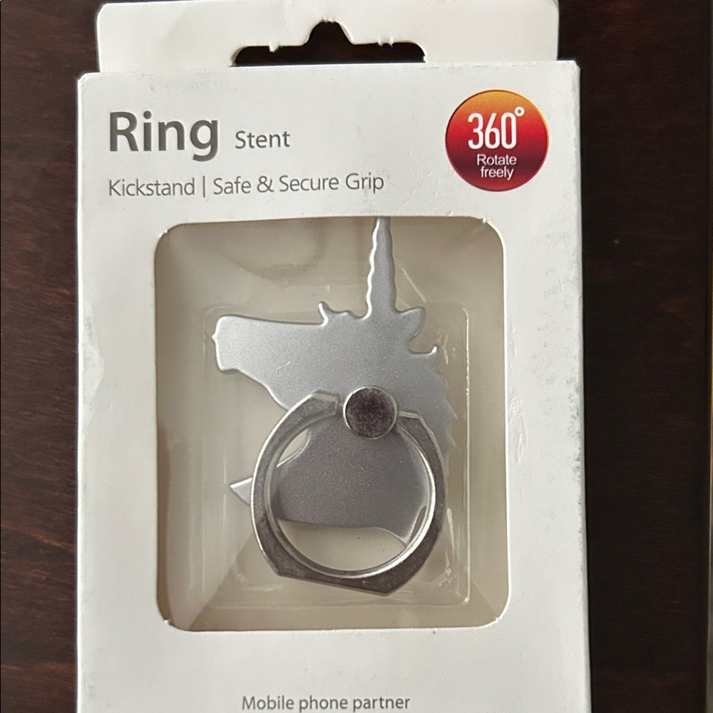 NWT.  Ring Silver Unicorn Phone Kickstand
